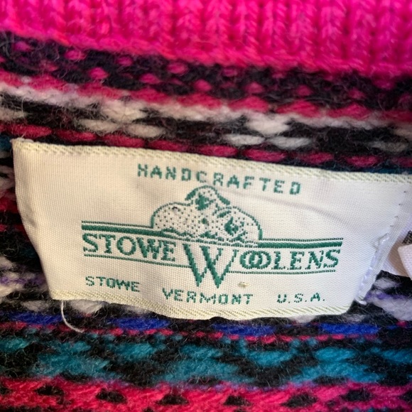 Stowe Woolens Vintage Sweater - Picture 2 of 4
